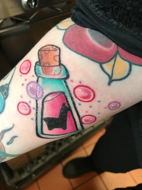 Extract of llama by Cassidy at Cincinnati tattoo studio in Cincinnati Ohio
