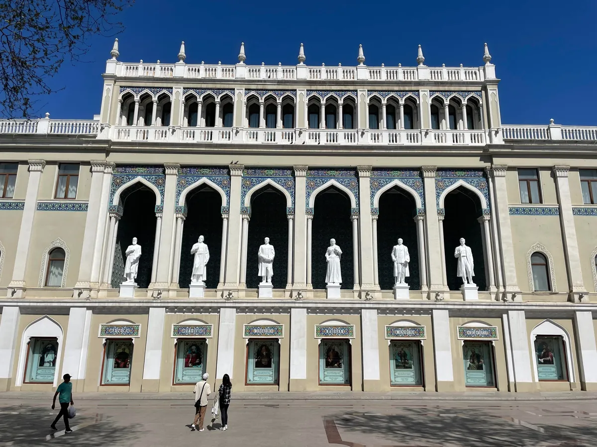 4 days in Beautiful Baku, Azerbaijan 