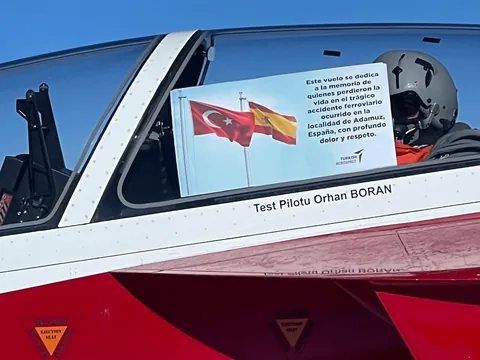HÜRJET flew in solidarity with those who lost their lives in the train accident in Spain.