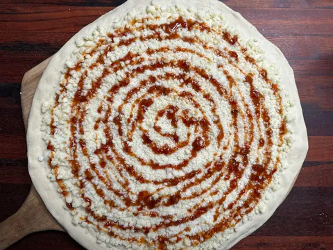 [Homemade] sausage and mushroom pizza