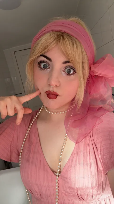 Makeup and outfit from last weekend 🩷