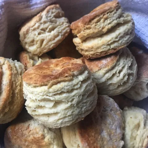 Southern Buttermilk Biscuits [Homemade]