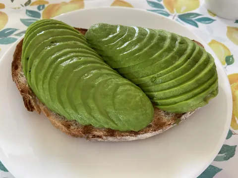 The way my wife makes avocado toast