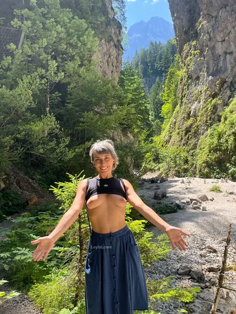 I look so innocent, ppl have no idea I'm an exhibitionist