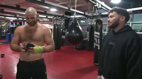 UFC fighter says he isn’t interested in fighting on the White House card next year: “Just to go hang out with the f***ing Epstein list? I’m good, dude.”