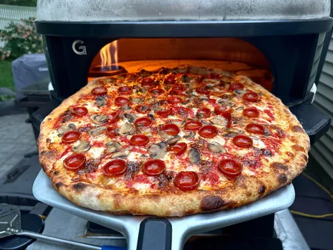[Homemade] pepperoni and mushroom pizza