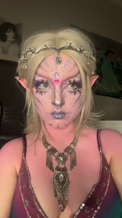 Avatar glitter makeup I did !