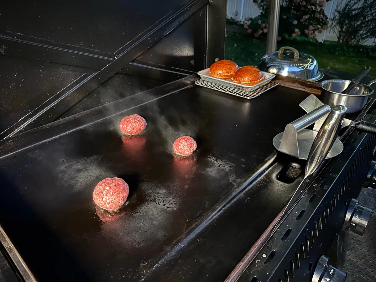 [Homemade] smash burgers
