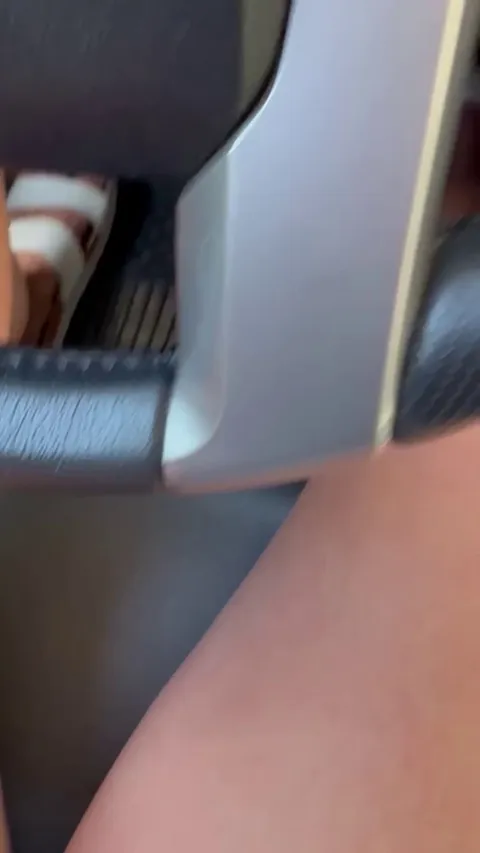 Fuck summer dresses, it’s short skirt season