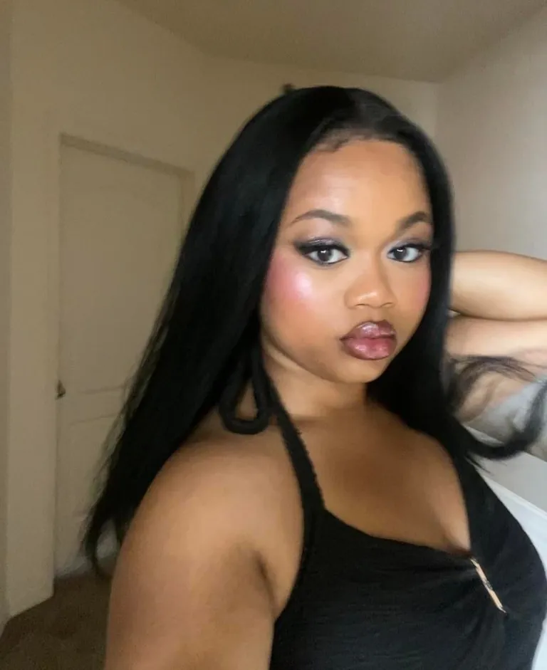 my base came out flawless and i just wanted show it off lol :))