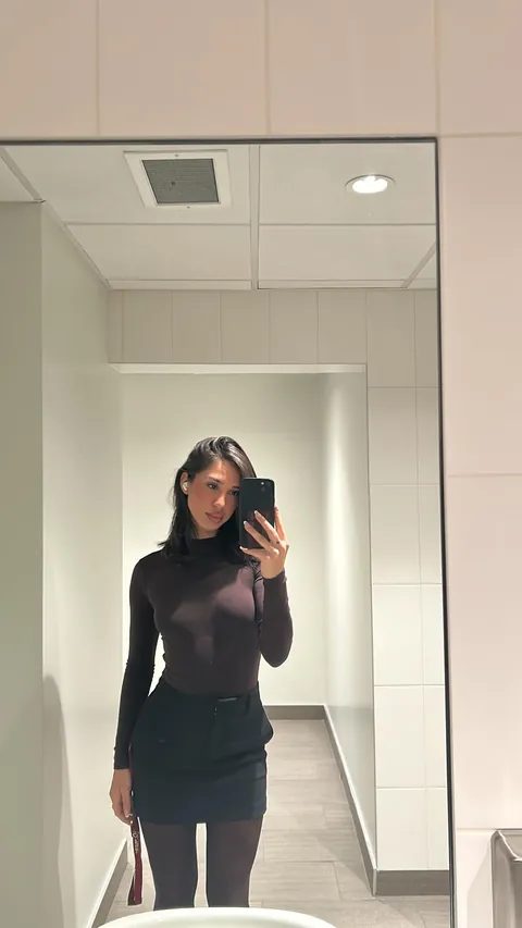 Just lost my job.. Here are some of my favourite work fits as a reminder that some places rlly don’t deserve you ♥️