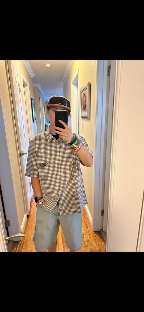 My mom hates the way I dress and says I have no style, I always argue I just have a different idea of style than her. Am I right, do I have a style?