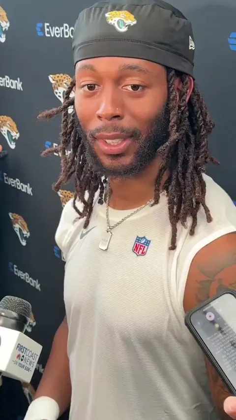[Highlight] Jaguars WR Jakobi Meyers when asked about how surprising it is to be playing for a team he just faced: "Nah, very because I was just talking crazy to some people."