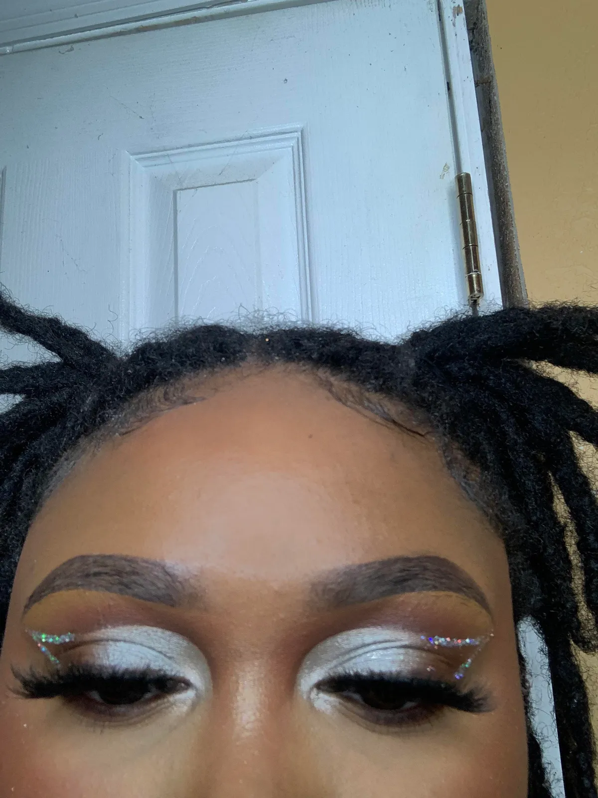 brown and silver go together sooo good! What do y’all think?