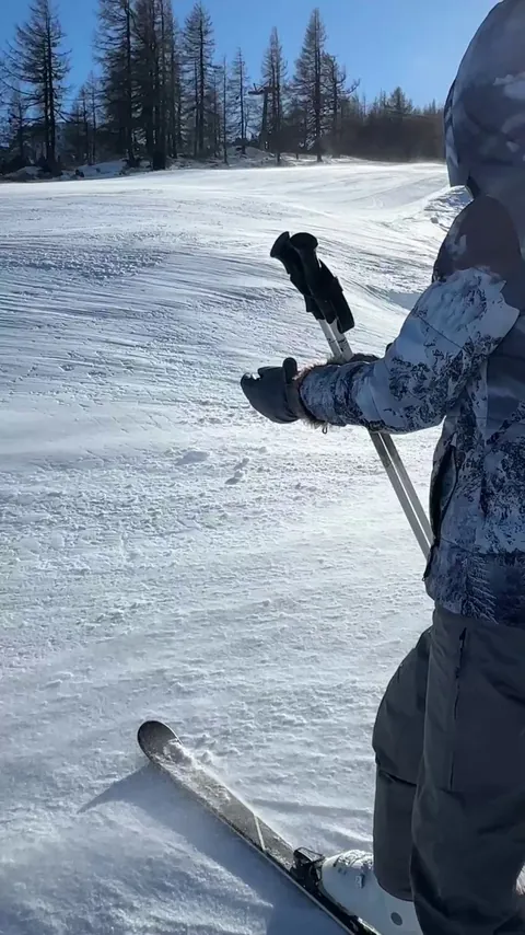 Got Dared to Hit the Slopes with My Tits Out [gif]