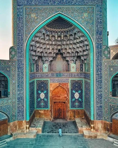 Collection of Traditional Iranian Entrances and Doorways 