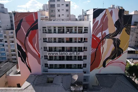 My biggest art so far - a 7-story building in São Paulo downtown