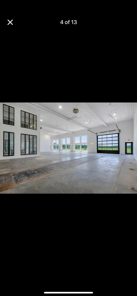 I found the perfect garage. Only 2.2 Mil