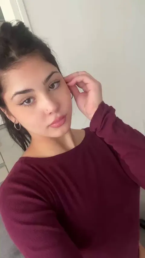 I’m 18yo, what’s the first word that comes to your mind