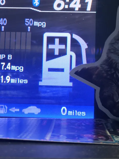 My husband runs his vehicle to zero miles of gas ⛽️