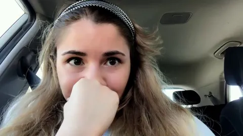 Redhead goes to the gym