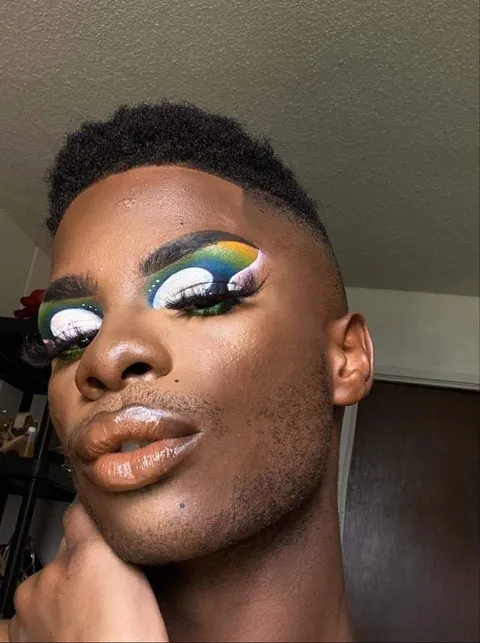 How is everyone today!!!???? This is just a look I did and I thought I would share it here since it's been a while! Life is really hectic but hello!!!