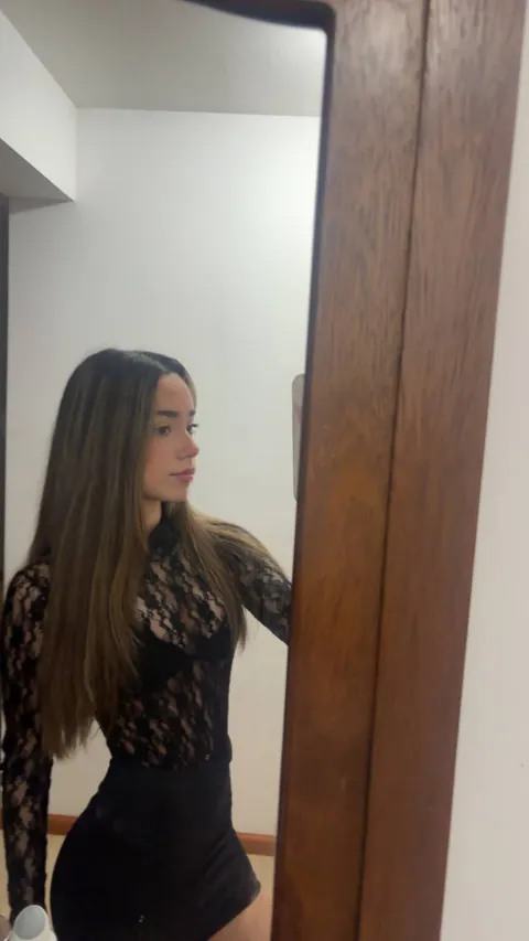 feeling pretty in this but still need to get used to it!!