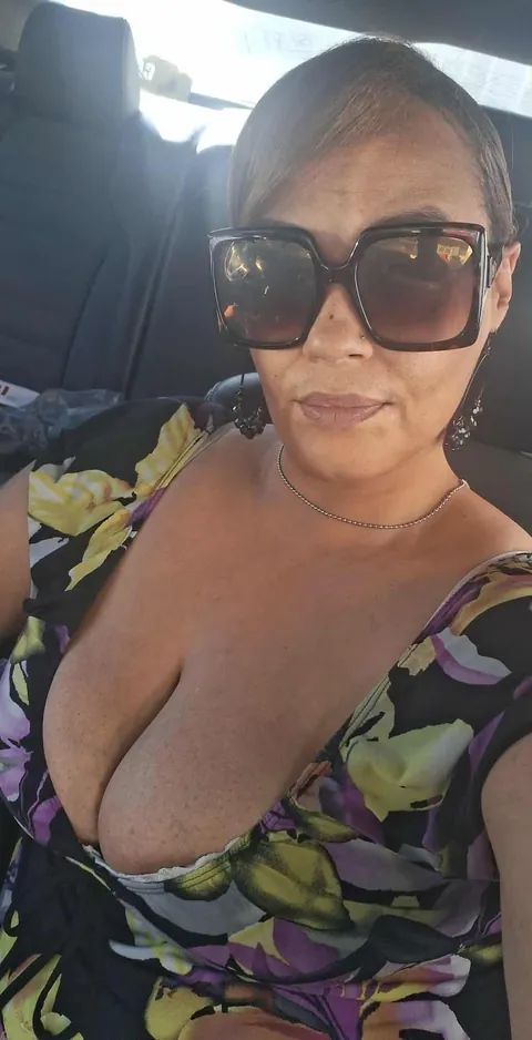 F45, mom of four and a lawyer. I've handled tougher things, so give it your best shot.