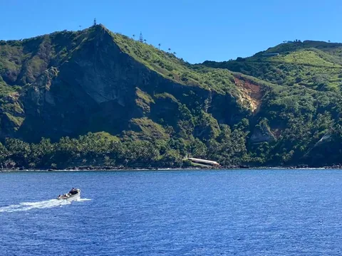 Visiting Pitcairn island