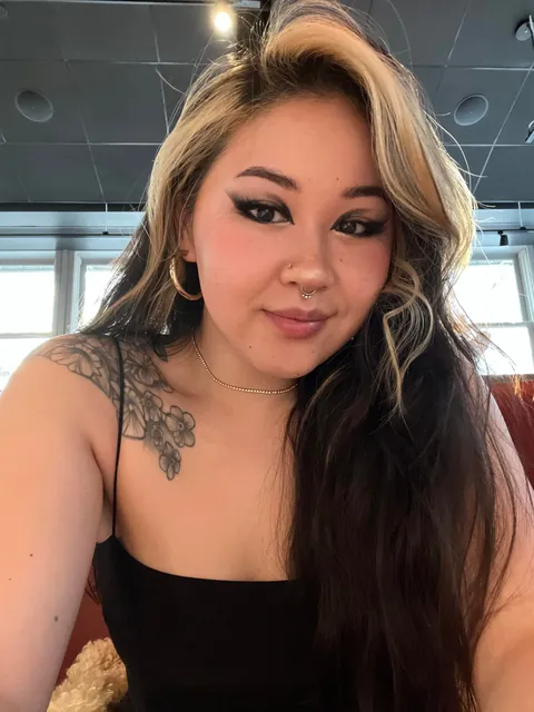 A compilation of my makeup looks in 2024 - here’s to going bolder in 2025! 🌟