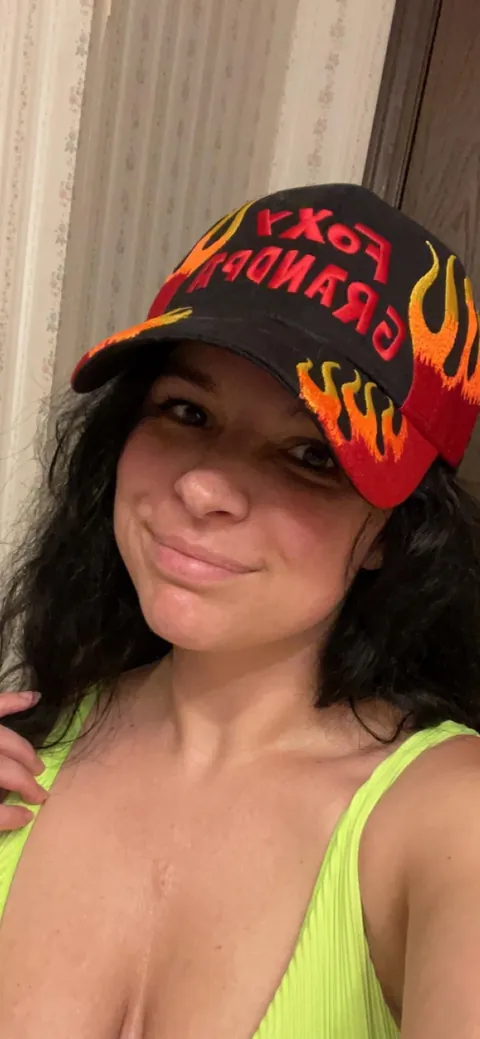 28f I love video games, anime, and cosplay. Roast me