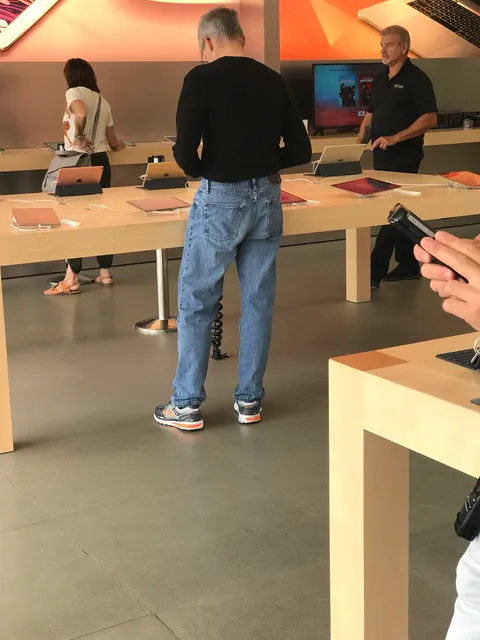 Saw this guy at the Apple store yesterday
