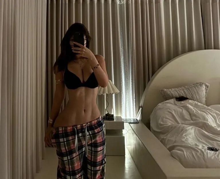 tell me your 3 favorite pics~