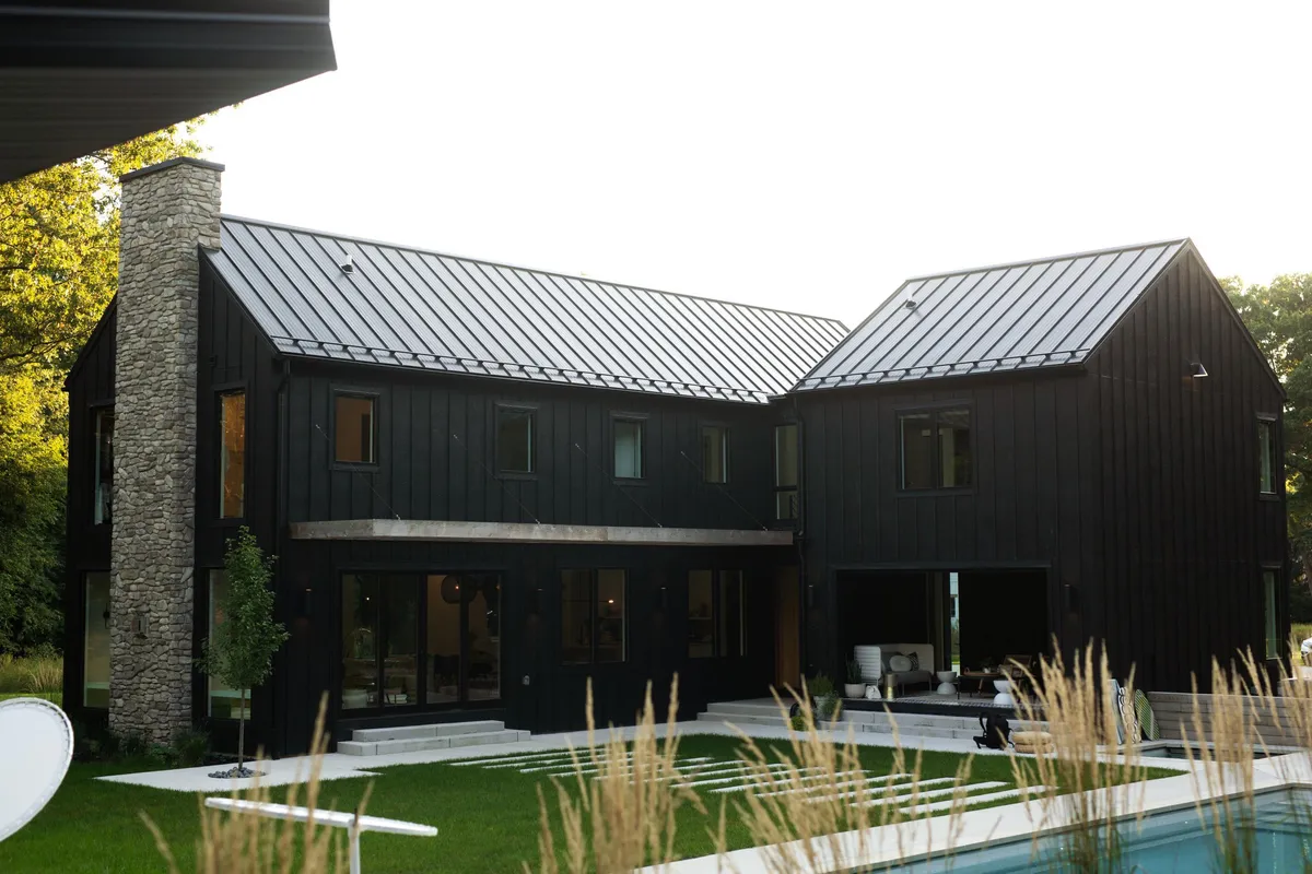 All black “Nordic” house trend