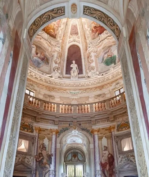 Villa Rotonda in Vicenza, Italy (1565-1605) by Andrea Palladio