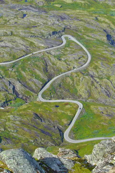 8 summer days in the Norwegian fjords 🌸🌿⛰️