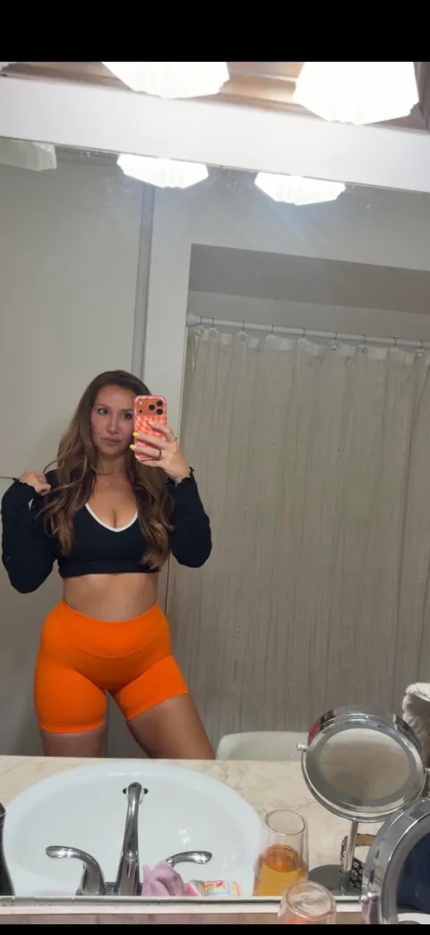 First time posting here🧡