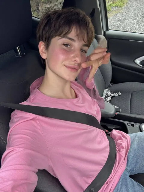 Do you find me hot or not?