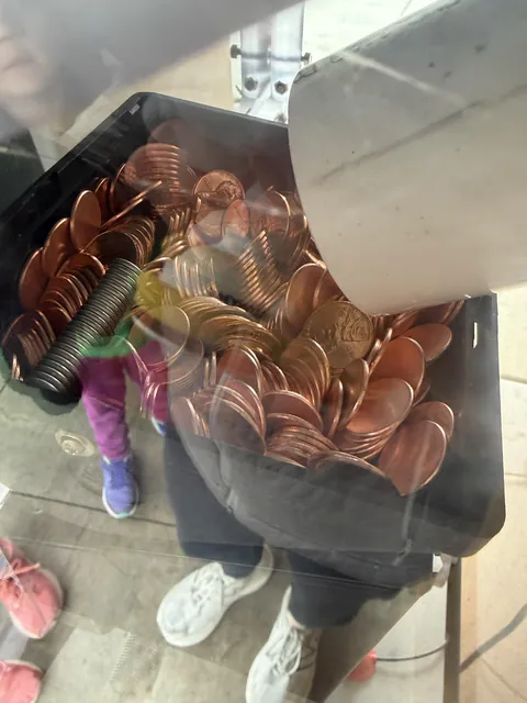 Collectible pressed penny machine doesn’t use real pennies anymore