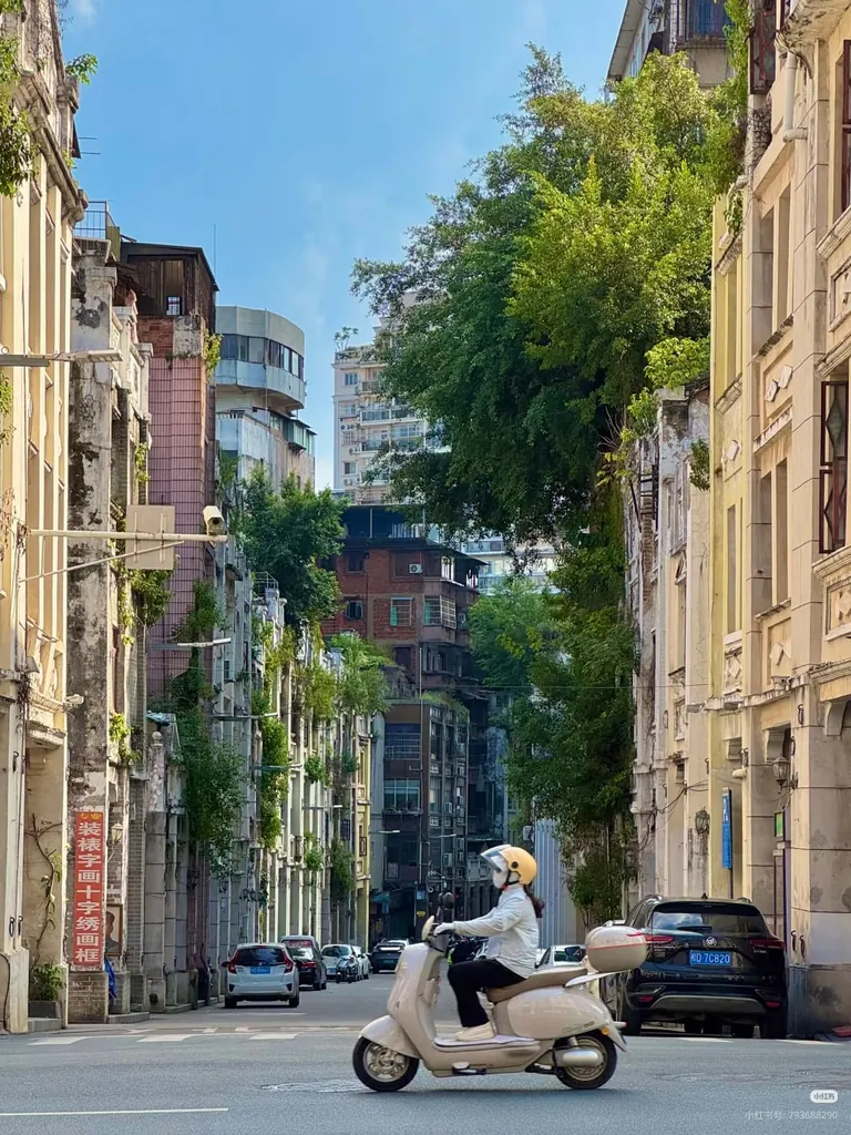 Any fans of chinese Cantonese architecture?