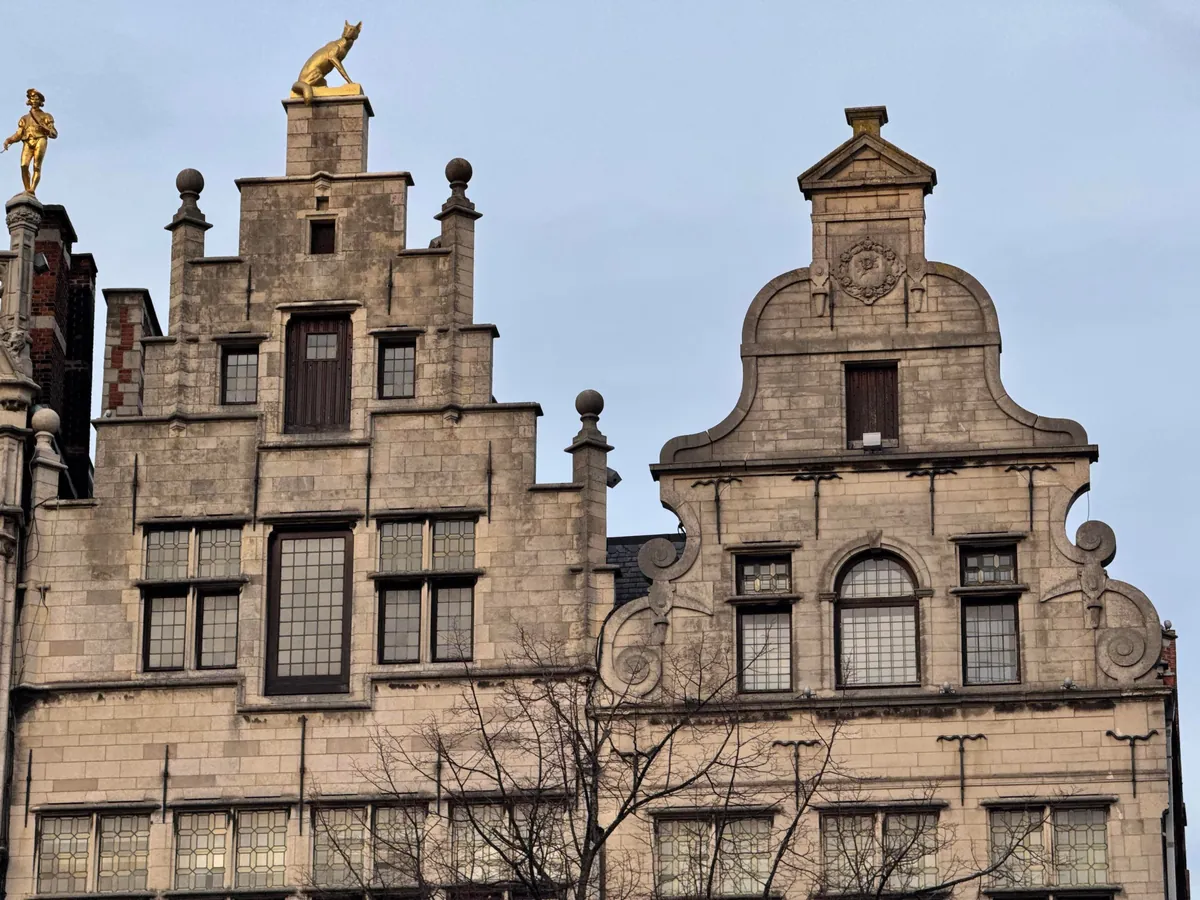 A day in Antwerp, Belgium, autumn 2025.