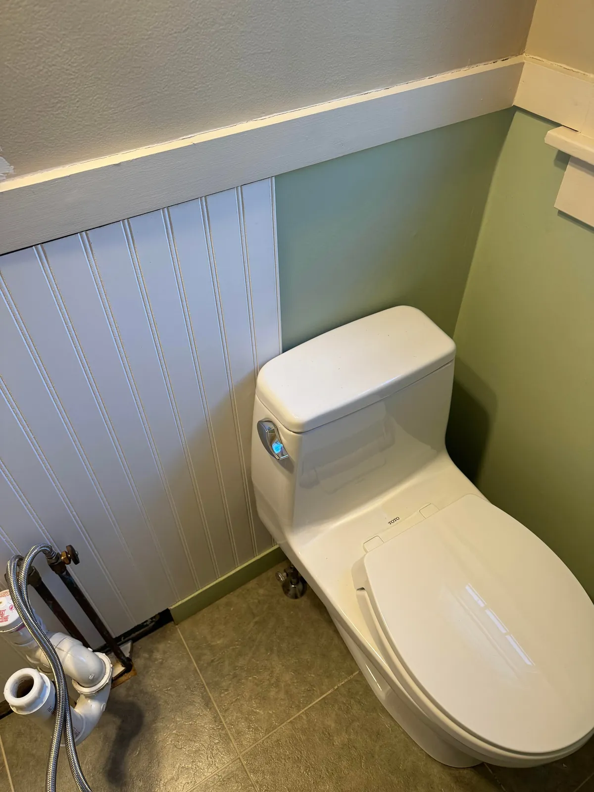 Powder Room Makeover!