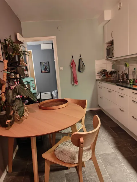 I love what my apartment is becoming! A tour