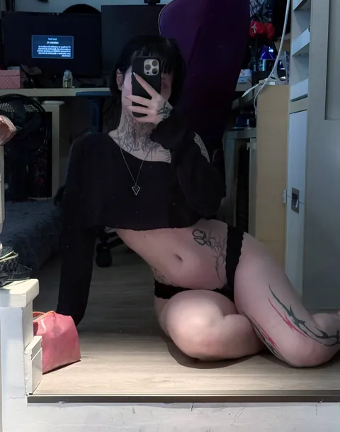 Swipe to see more tiddy