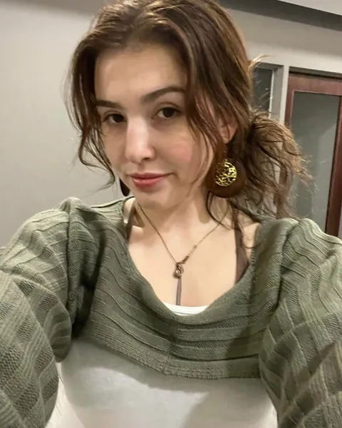 I know I sometimes look like I don’t shower but tell me more