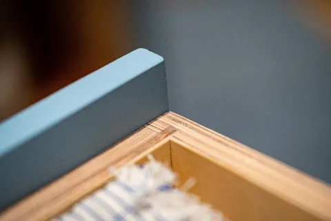 I decided to build my own kitchen completely from scratch instead of buying one. The cabinets and drawers are birch plywood, painted a light greige blue, and finished with a solid oak countertop. It’s still a work in progress, but I’m really excited about how it’s turning out so far.