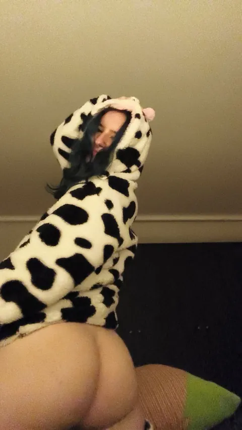 Nerdy goth girls make the best [f]uck buddies, if you were looking