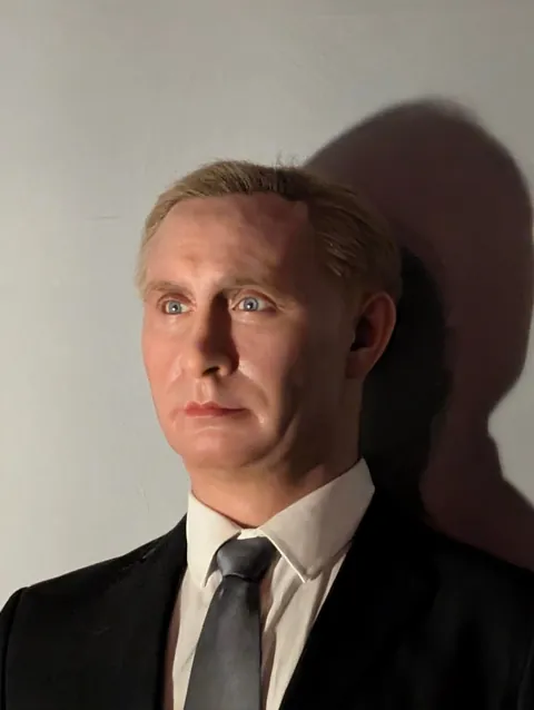 [OC] Putin and Zelensky from Krakow's Wax Museum (the same from The Grand Tour)
