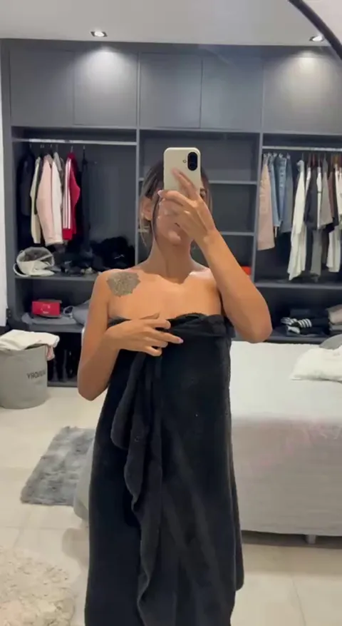 towel full stripping