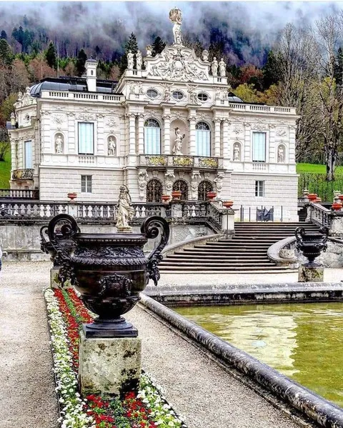 The Goergeous Linderhof palace
